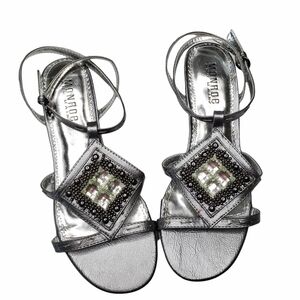 Monroe & Main | Silver Toned Kitten Heel Sandals 8